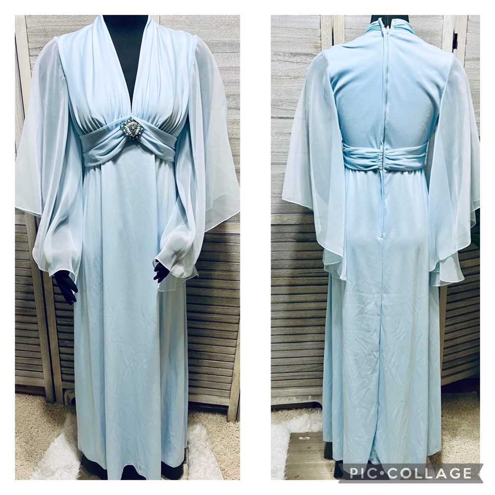 1970’s Vintage Angel Sleeve Bohemian Dress